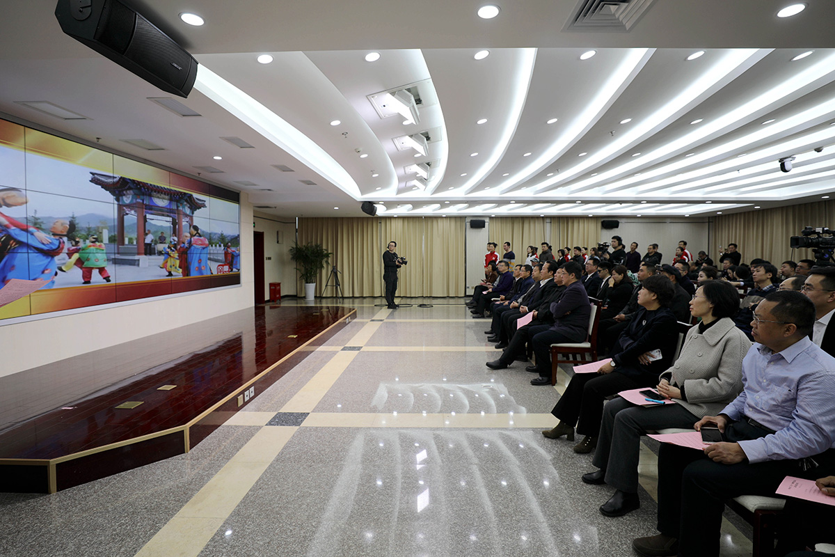 河北省”五個十“網(wǎng)絡評選活動總結交流會現(xiàn)場.jpg